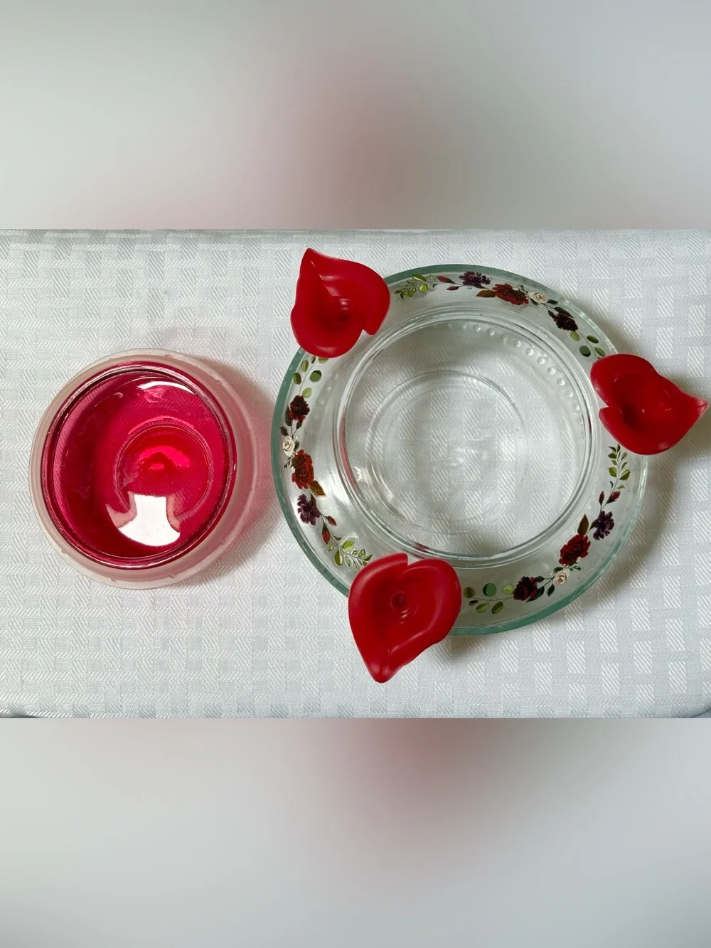 Glass Hummingbird Feeder with Floral Design